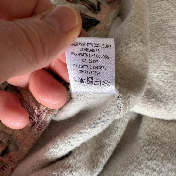 MyStyle Women's Spring Floral Brushed Fleece Casual Pull-On Shorts Gray 1X - Picture 9 of 15